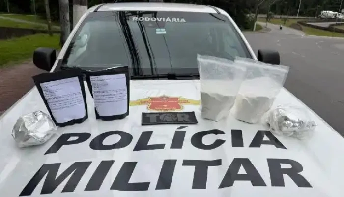 Homem é preso por tráfico de drogas na Via Expressa Sul, em Praia Grande