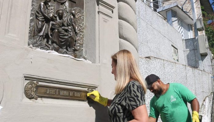 Na próxima semana, está prevista a conclusão do polimento das obras esculpidas por Marino Del ...