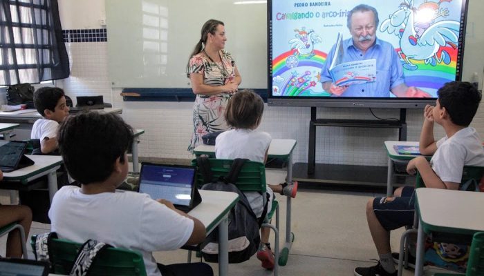 professor_isabela_carrari_7908