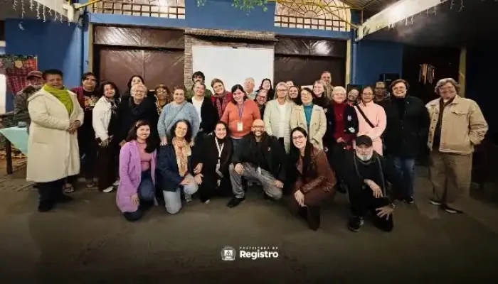 https://www.facebook.com/elizandra.nobrega