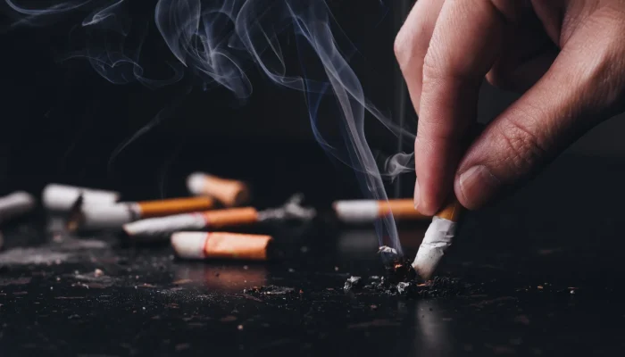 Em um momento em que o cigarro e os dispositivos de nicotina voltam a ganhar visibilidade nas red...